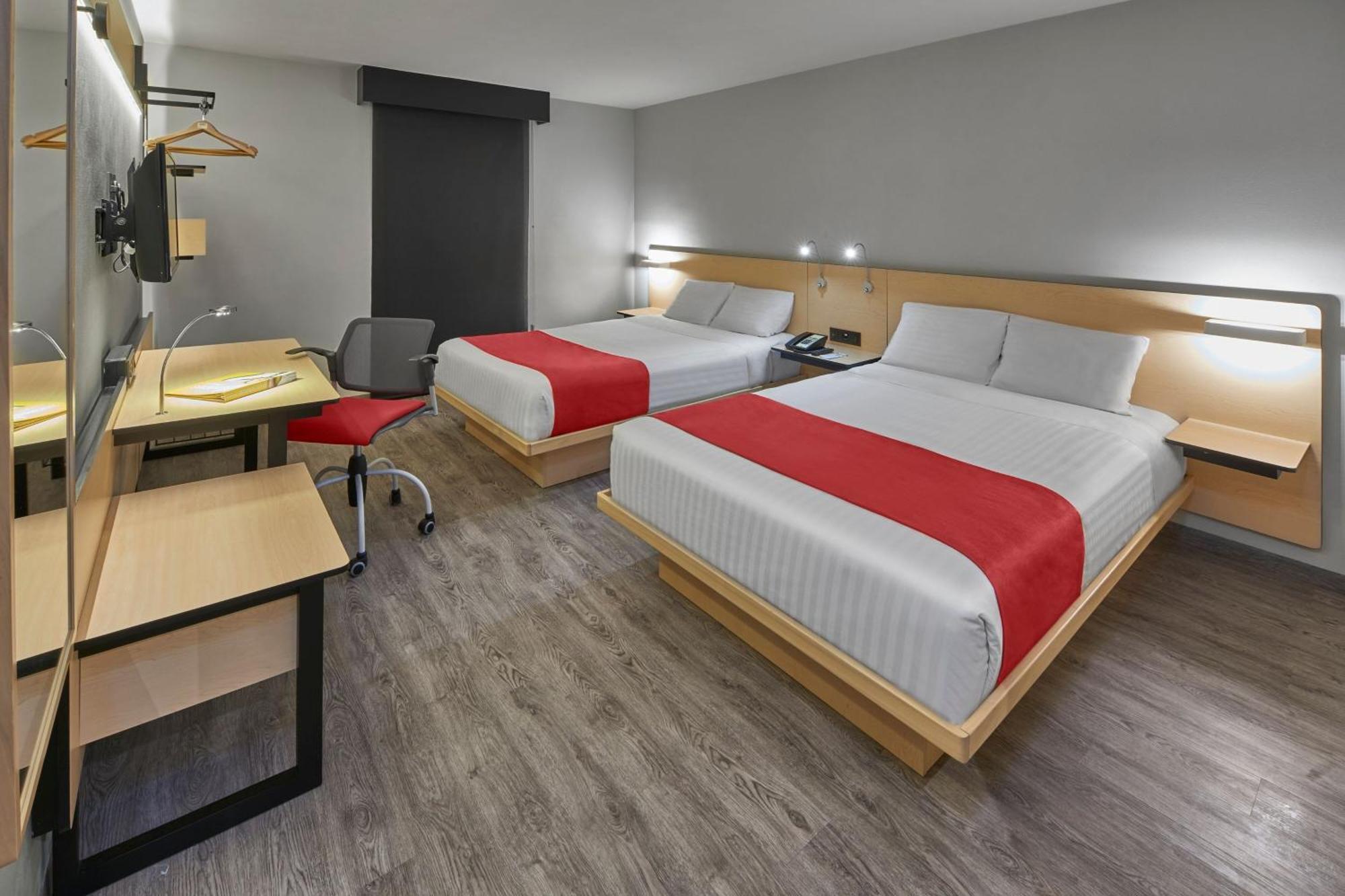 City Express By Marriott Queretaro Exterior photo