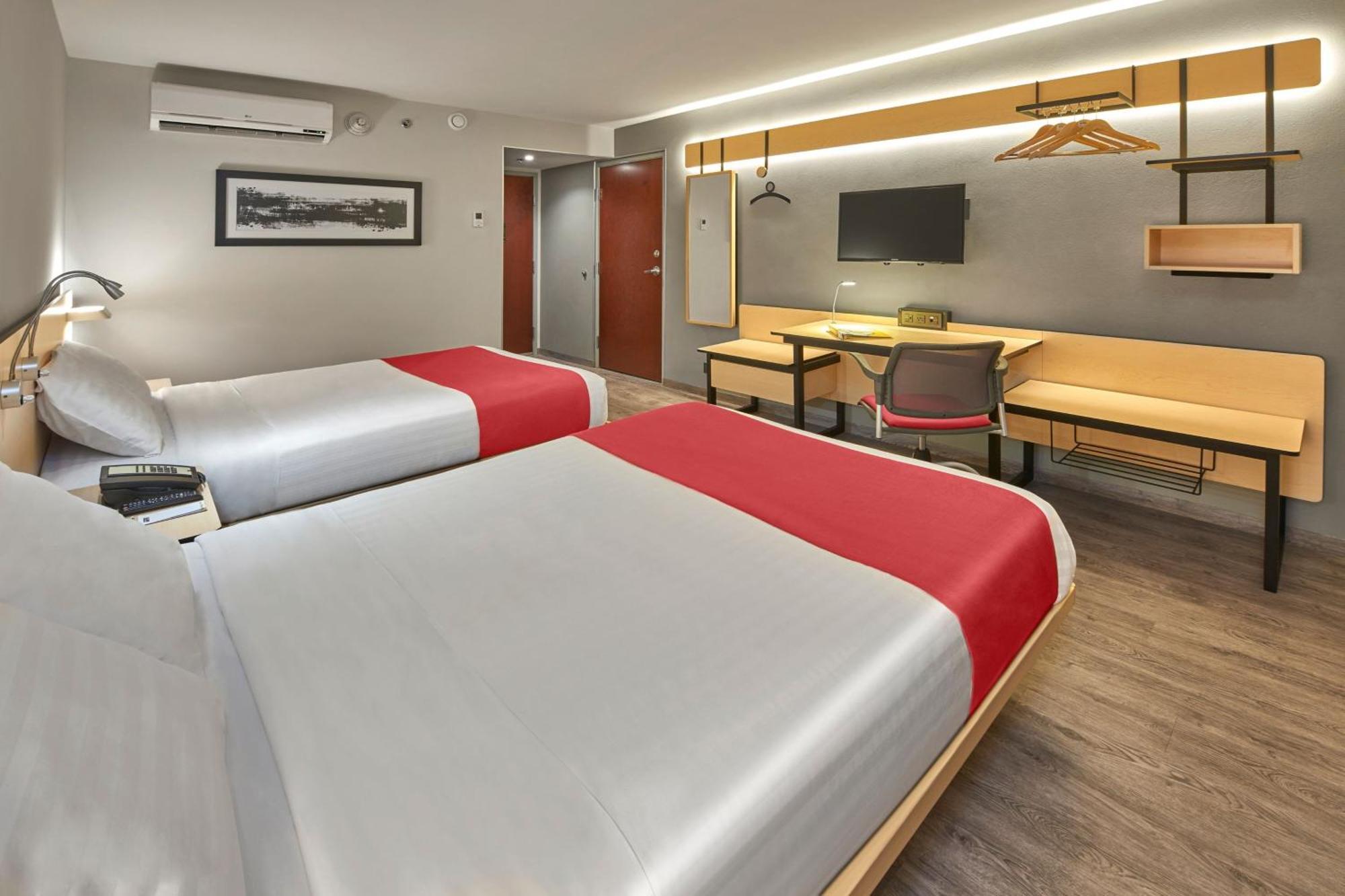 City Express By Marriott Queretaro Exterior photo